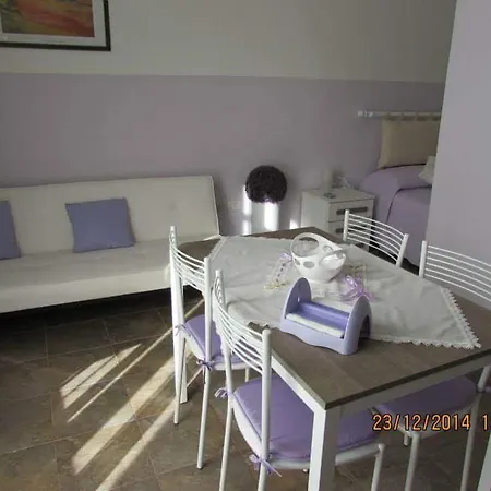 Alicecasavacanze Holiday home Canicattini Bagni
