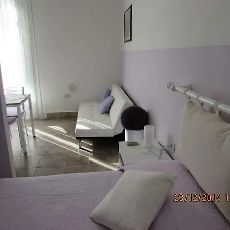 Alicecasavacanze Holiday home *